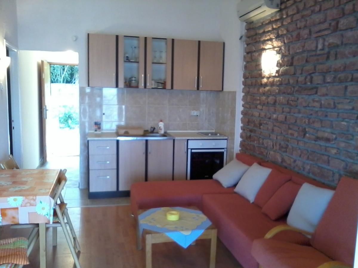 Апартаменты Apartments Perazica Do Свети-Стефан